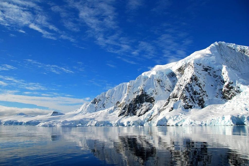 travel to antarctica from new zealand